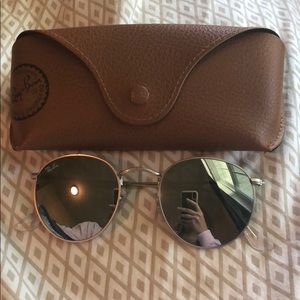 Ray-Ban Round metal frame glasses